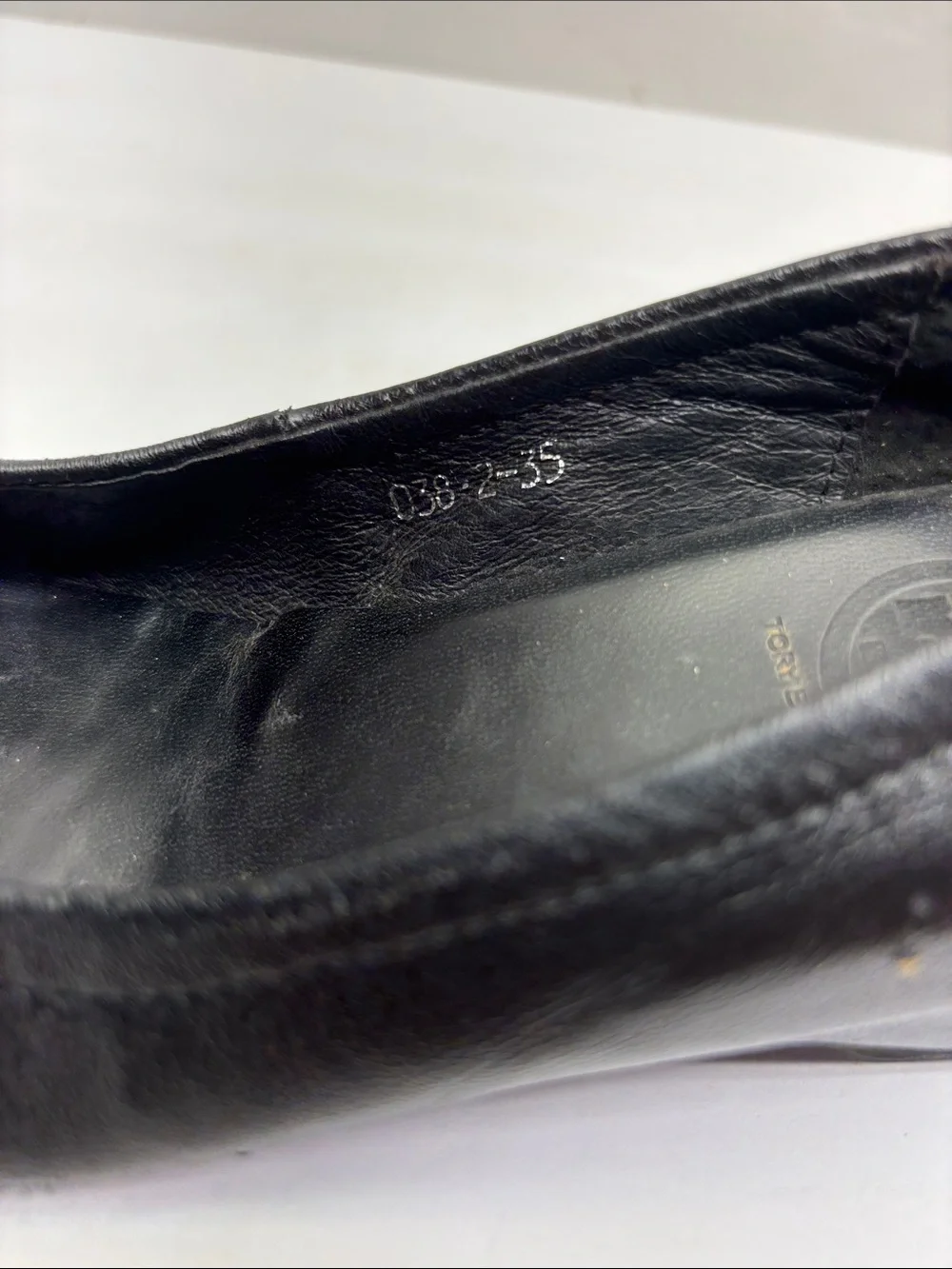 Tory Burch Black Leather Wedge Ballet Flats with Gold Logo, SZ 35 (5), box 56